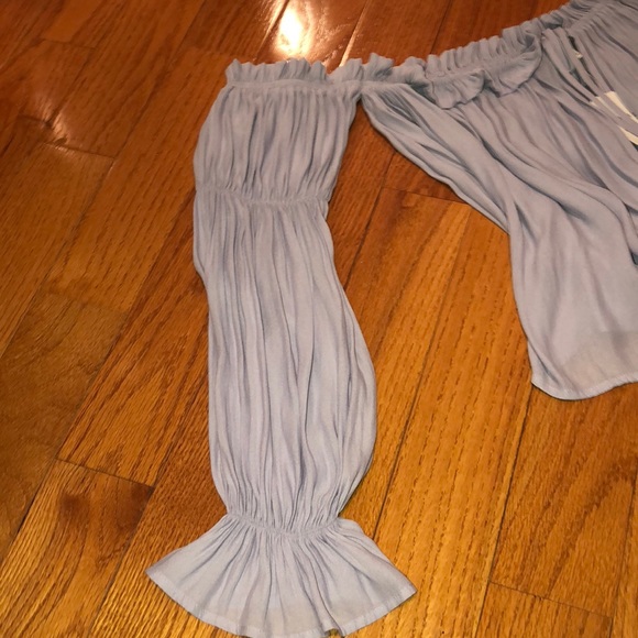 Off the Shoulder grey top - Picture 3 of 6